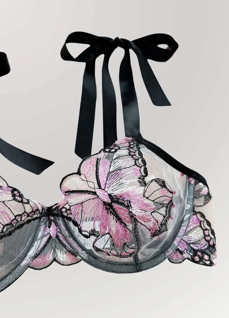 Butterfly Kisses Essential Set