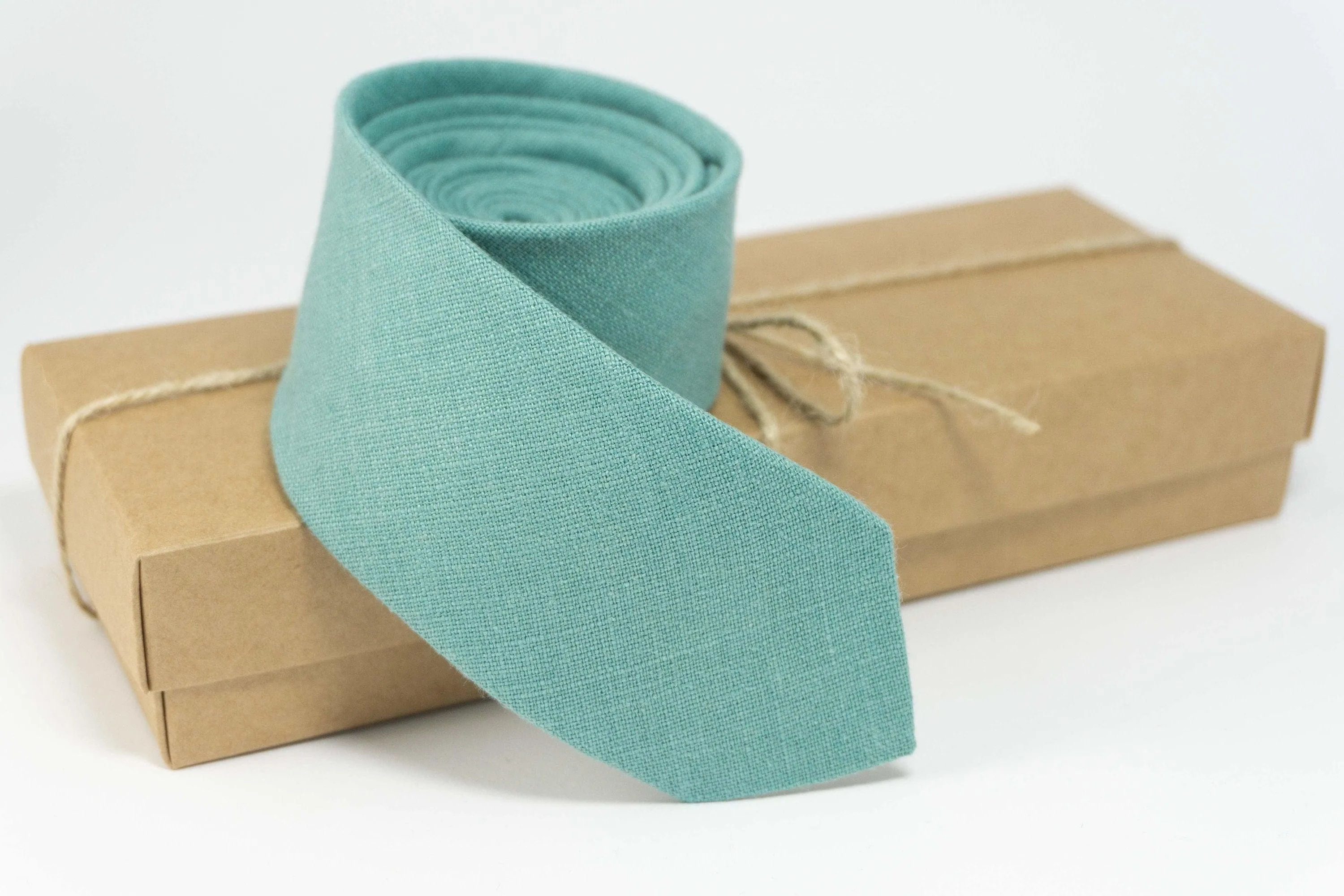 MenLau Sea Green Necktie - Elegant Handmade Tie for Groomsmen & Wedding Proposals